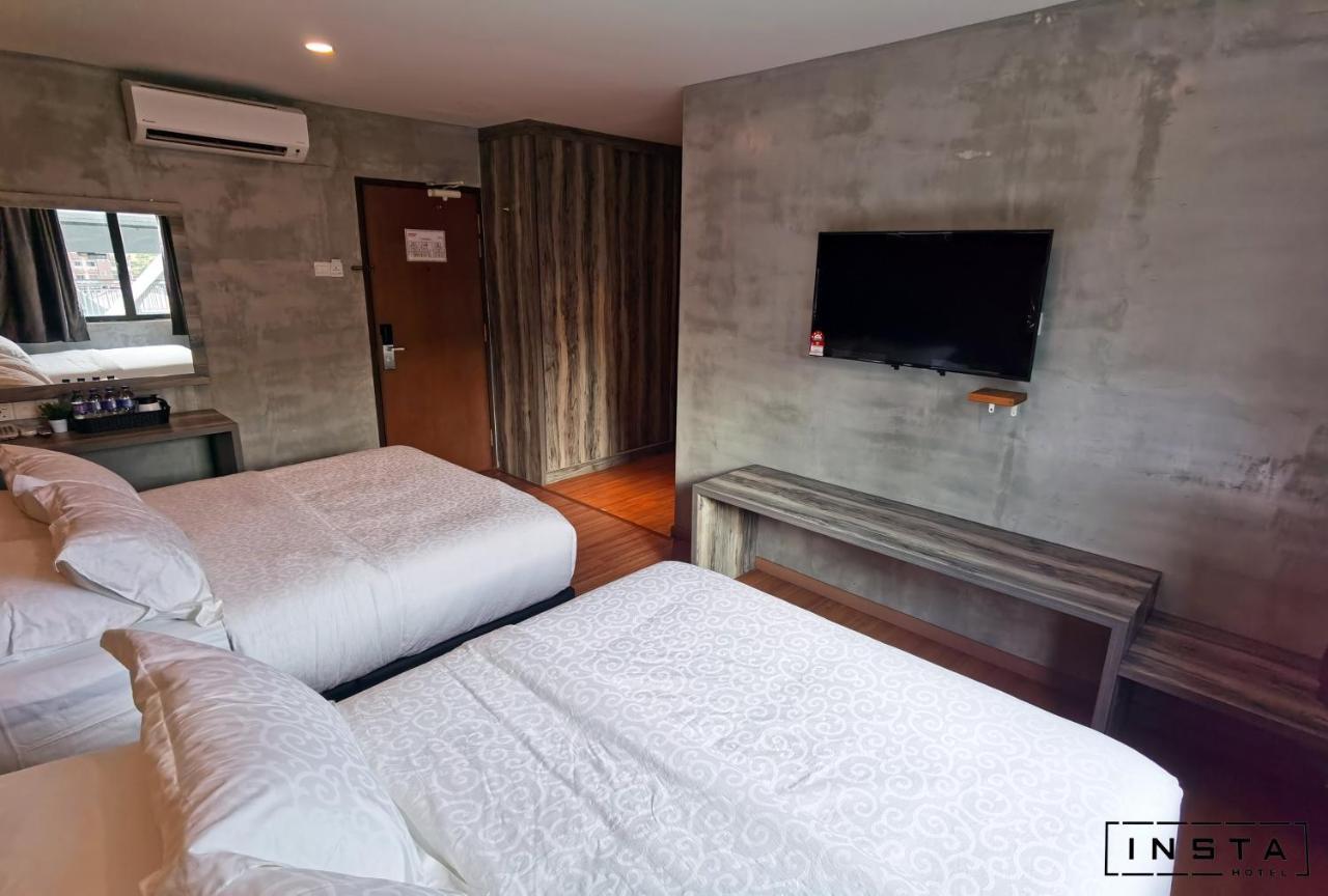 Insta Hotel Johor Bahru Exterior photo
