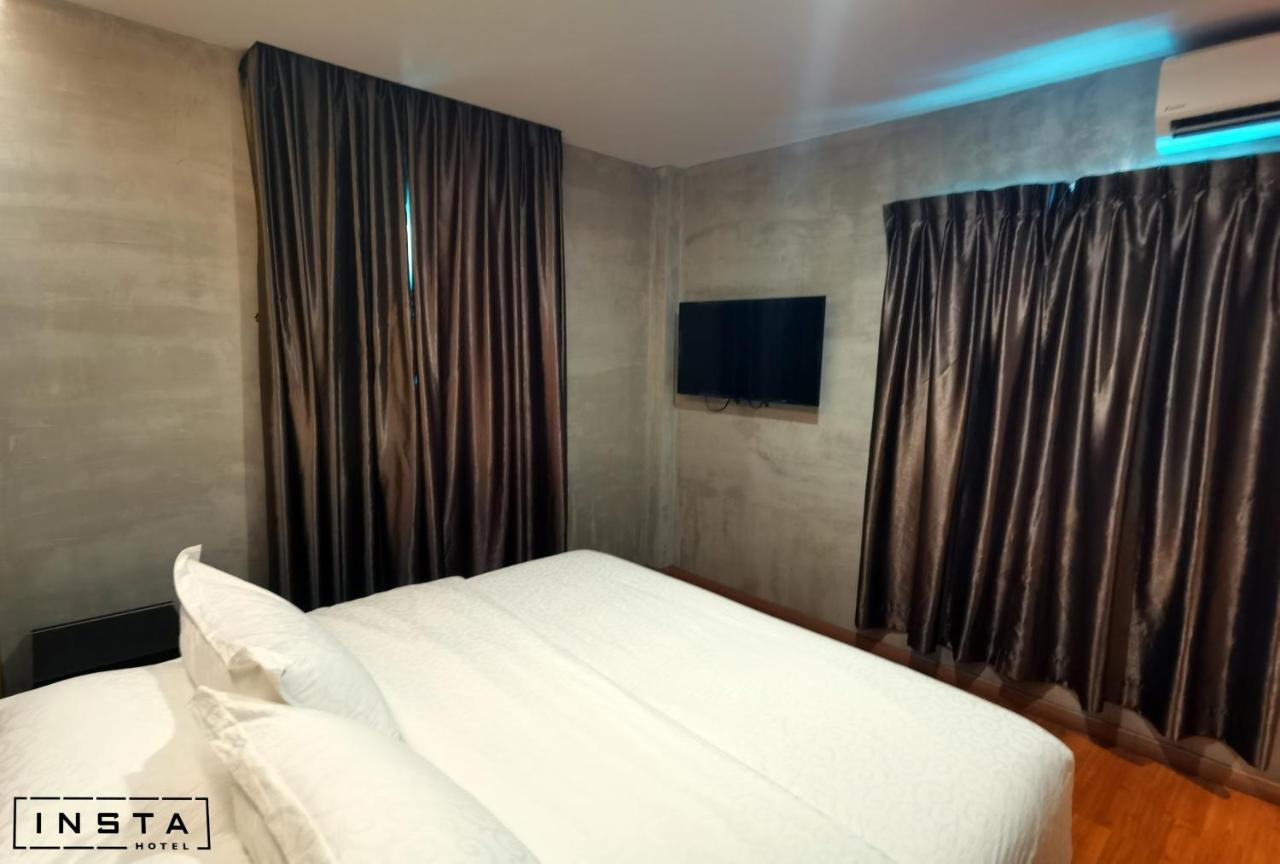 Insta Hotel Johor Bahru Exterior photo