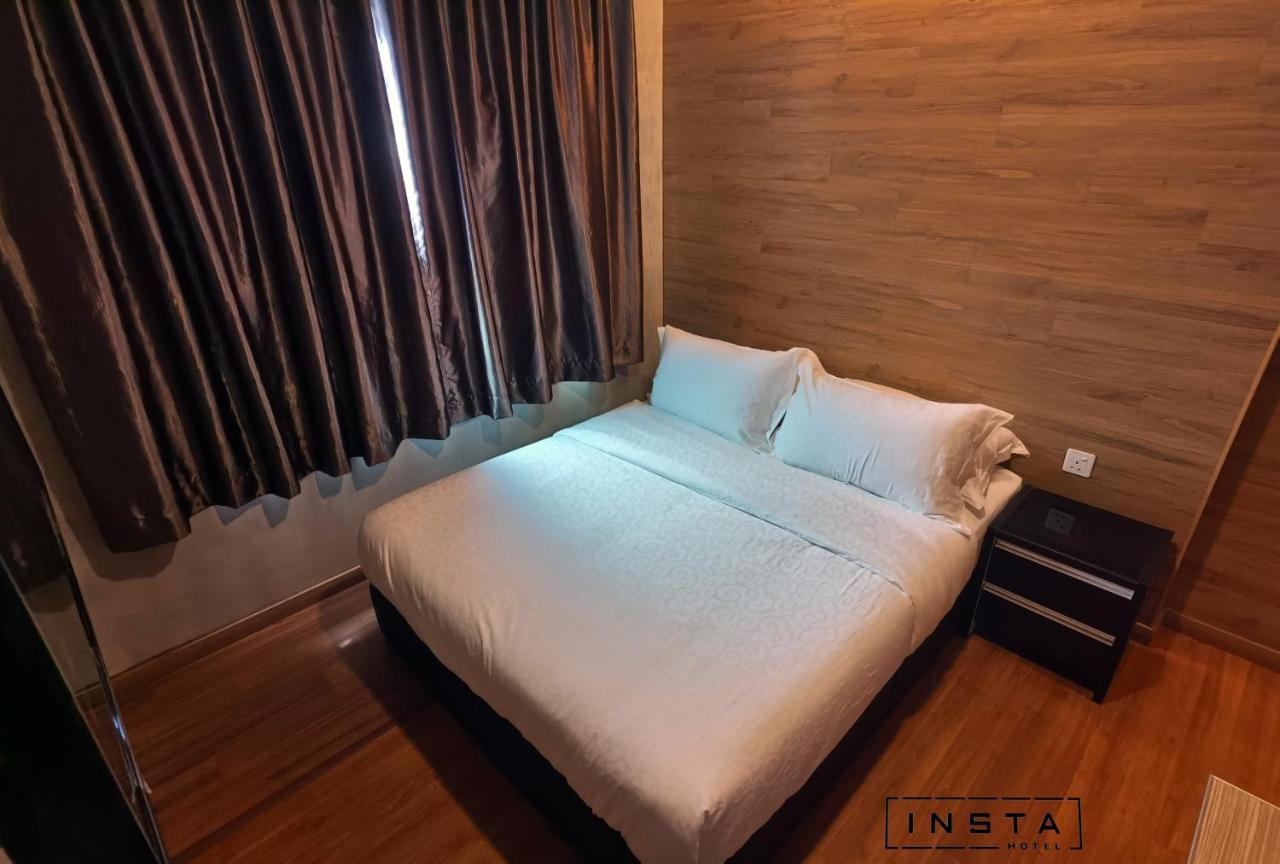 Insta Hotel Johor Bahru Exterior photo