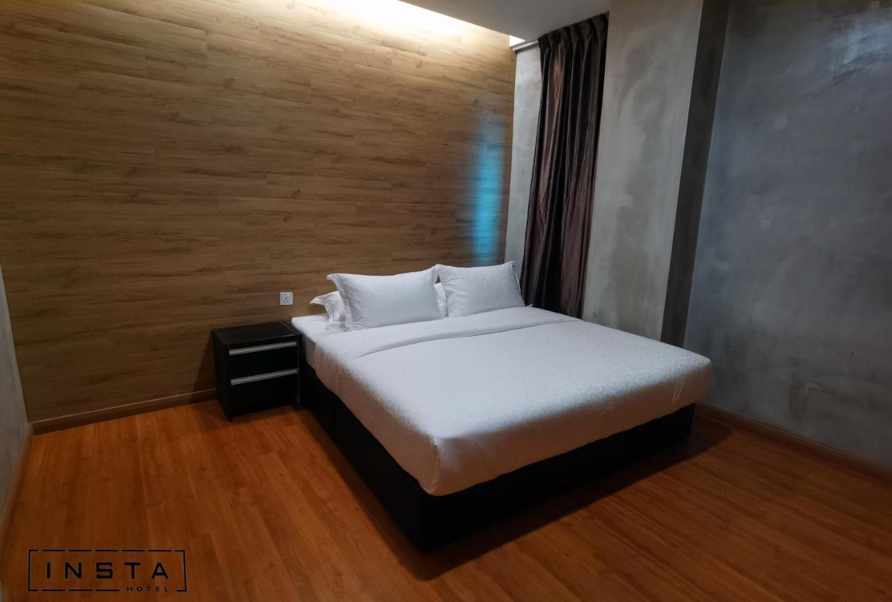 Insta Hotel Johor Bahru Exterior photo