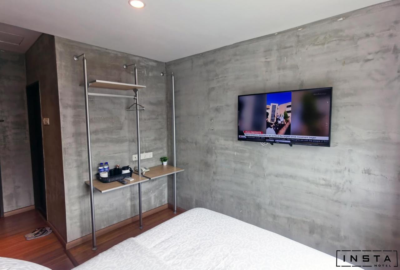 Insta Hotel Johor Bahru Exterior photo