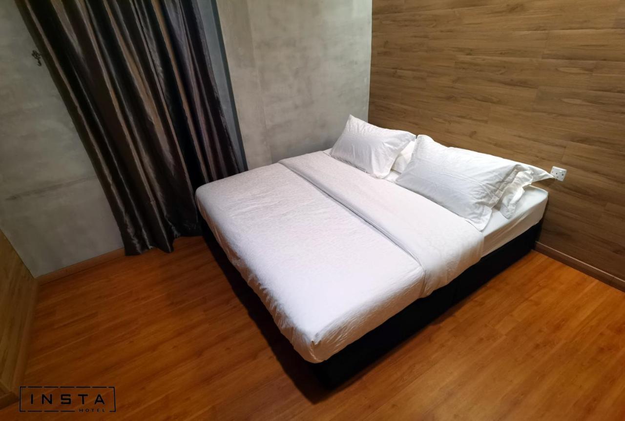 Insta Hotel Johor Bahru Exterior photo